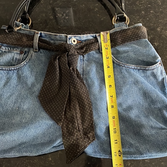 - Unique Vintage Y2K, large,Guess Jean , Jeans purse - Picture 11 of 16